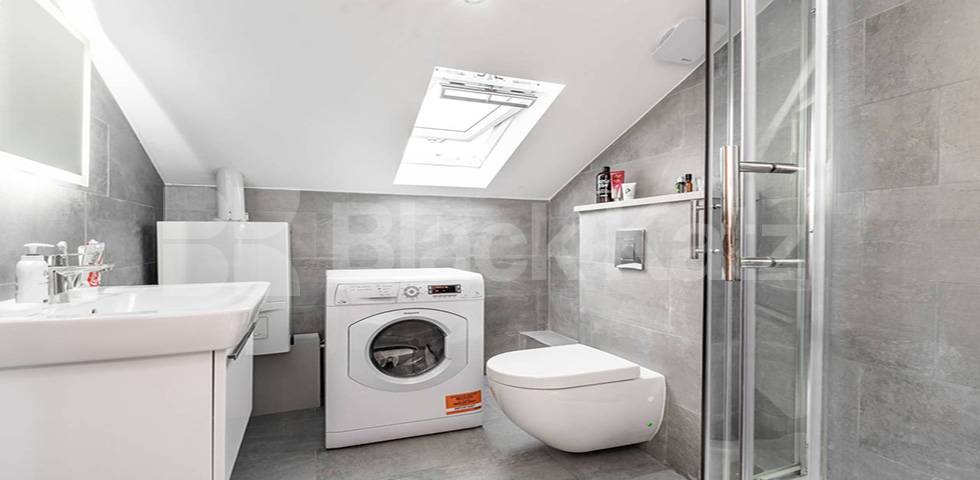 4 bedroom town house located on a private gated mews  Lotus Mews, Archway / Finsbury Park